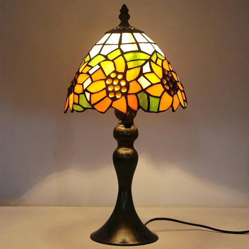 Small Tiffany Table Lamp Tiffany Style Desk Lamp Stained Glass Antique Light Bedroom Bedside Lamp Retro Reading Lamps
