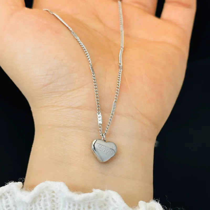 Golden Heart Necklace Unisex Simple Elegant Gift Holidays