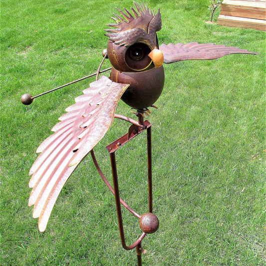 Flapping Metal Owl Yard Stake Wind Whirly Garden Ornament