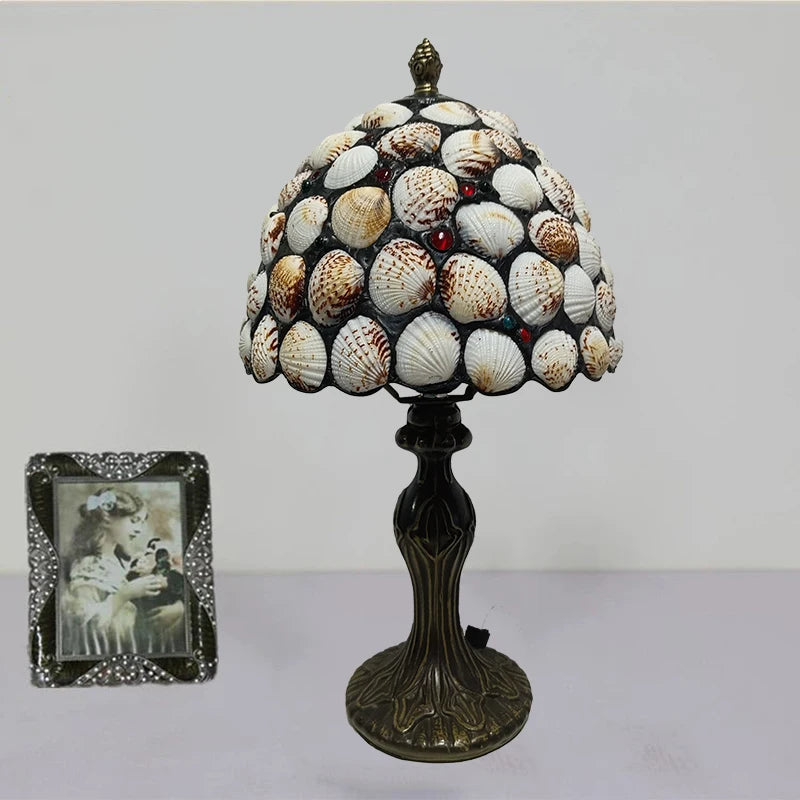 WOERFU 20cm Handmade Tiffany Table Lamp Shell Lampshade Decorative 1E27 Dimmable Bedside Lamp for Reading And Relaxation
