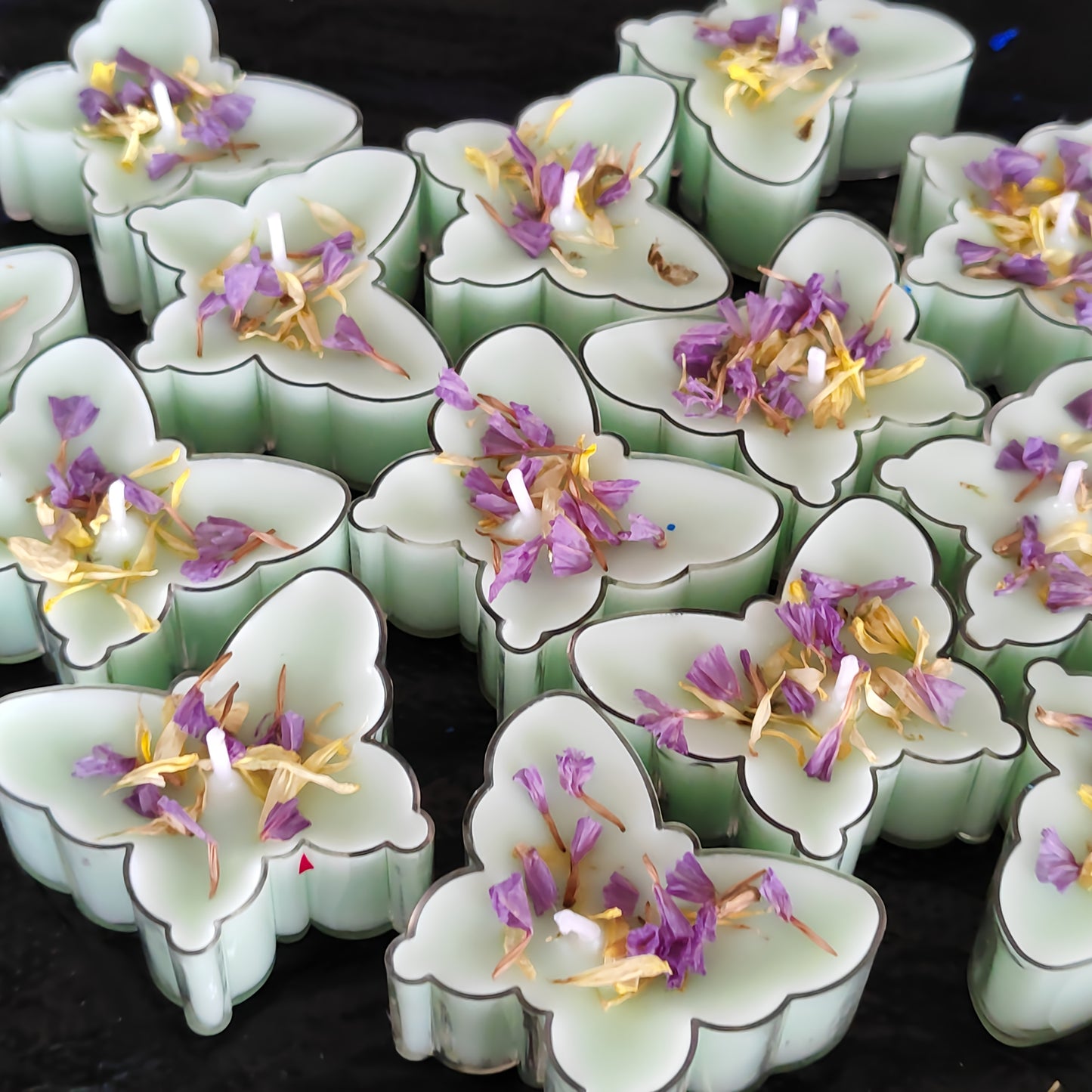 9pcs Soy Wax Butterfly Tea Light Candles in Glass Holders with Dried Flower Decorations - 4-Hour Burn Time, Lavender Scented Soy Wax for Home Decor, Weddings, Birthdays, Thanksgiving, Christmas, Valentine'S Day, Easter - Eleg